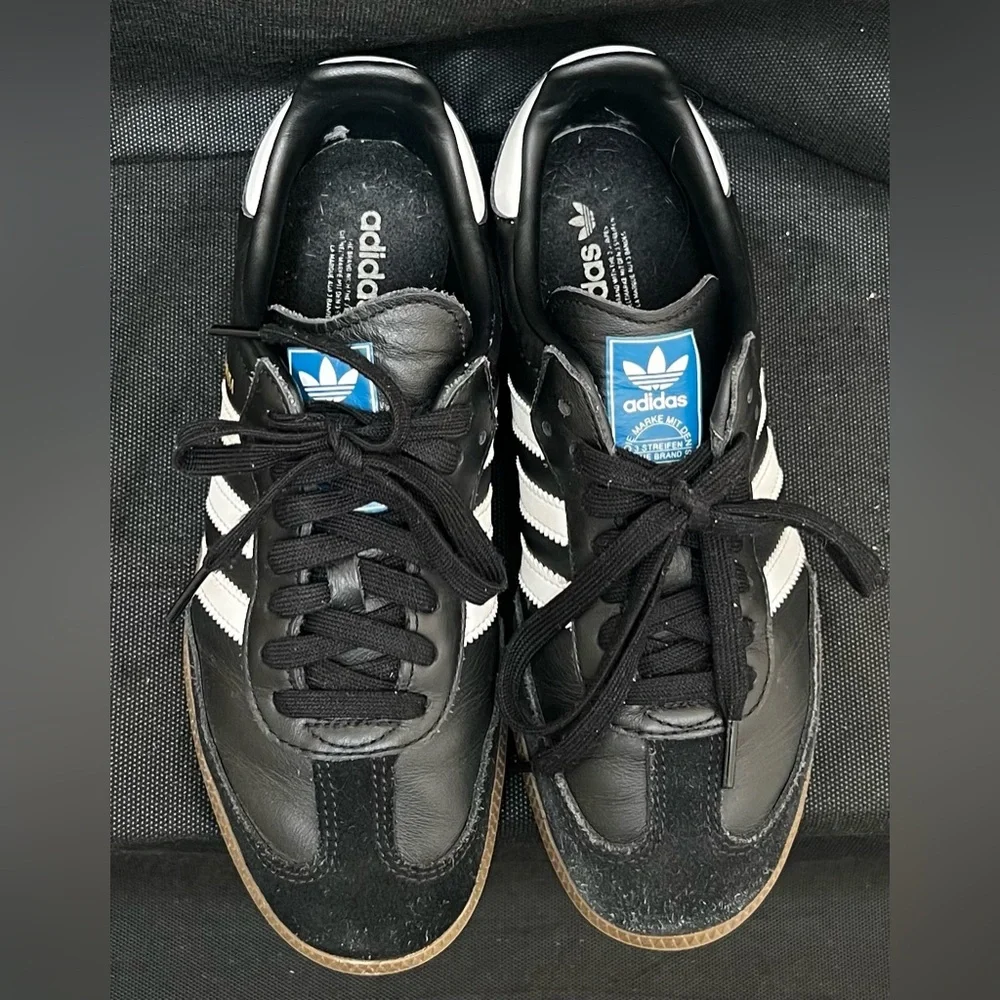 Adidas Samba black and white gum size 7